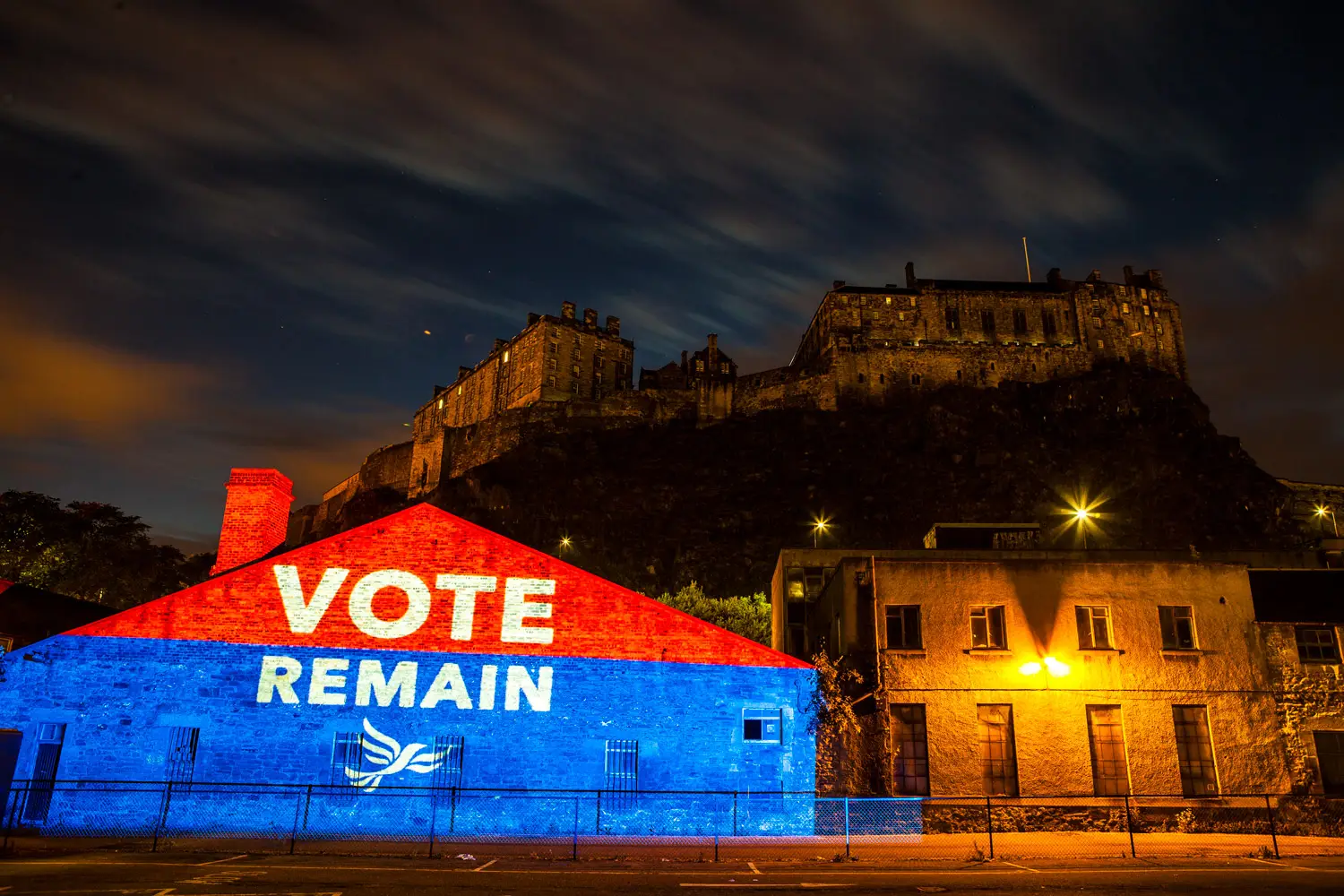 best web designer for projection mapping company